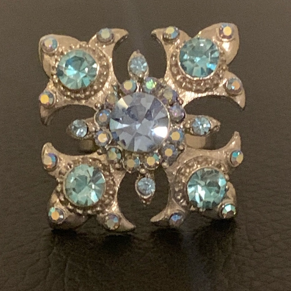 Vintage Y2K Hot Topic Blue & Silver Large Diamond Ring Metallic Bling Sparkly